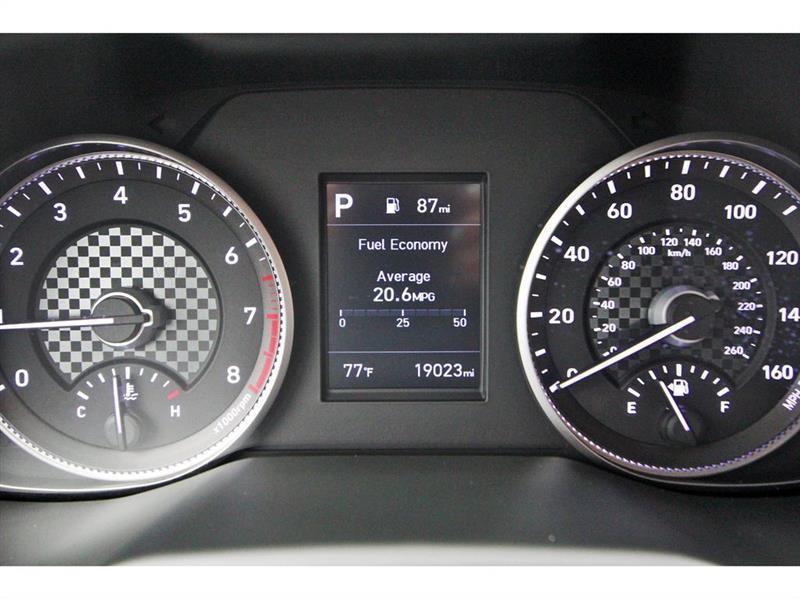 Hyundai Elantra  2020