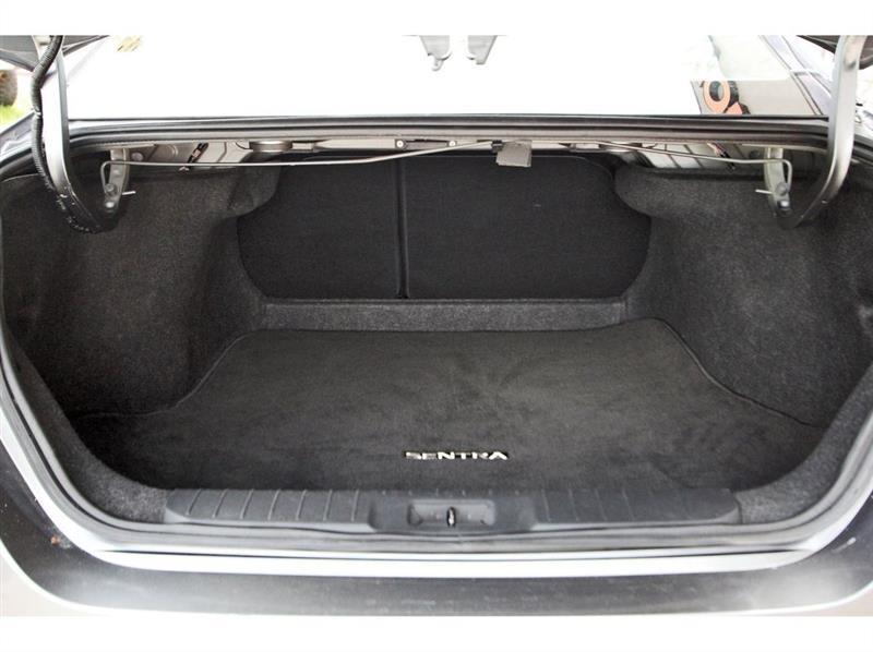 Nissan Sentra  2024