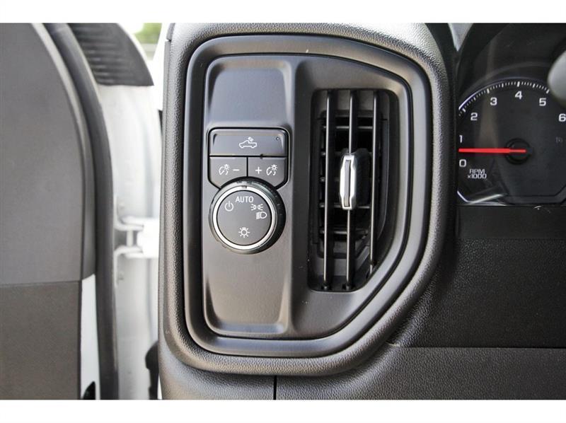 Chevrolet Silverado 1500  2021