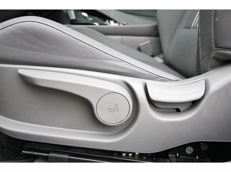Hyundai Elantra  2023