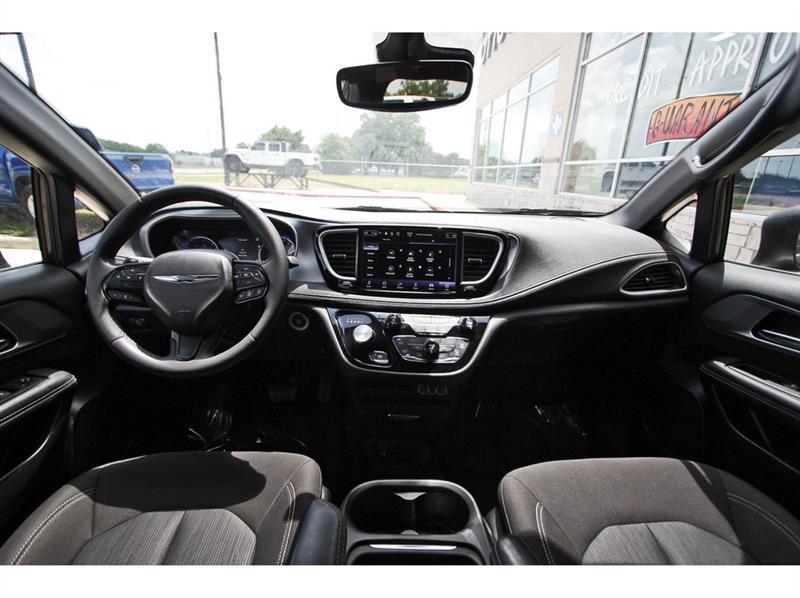 Chrysler Pacifica  2023