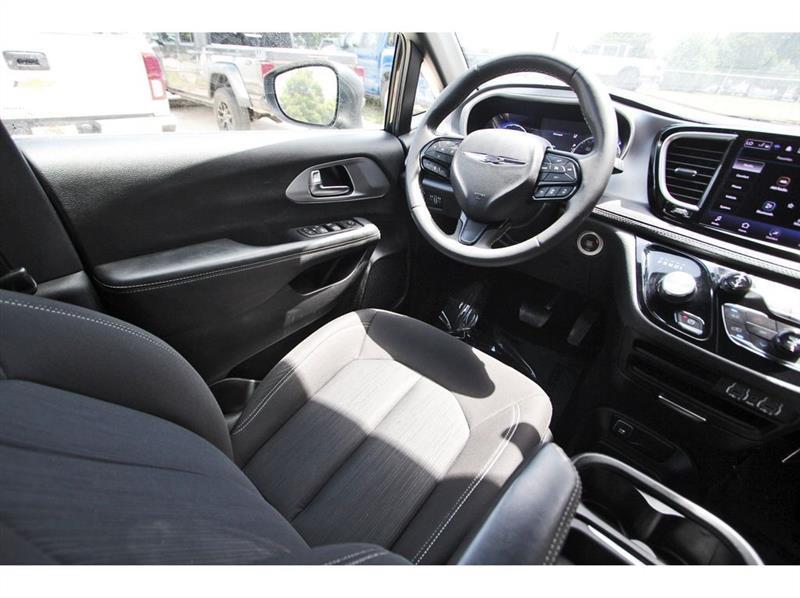 Chrysler Pacifica  2023