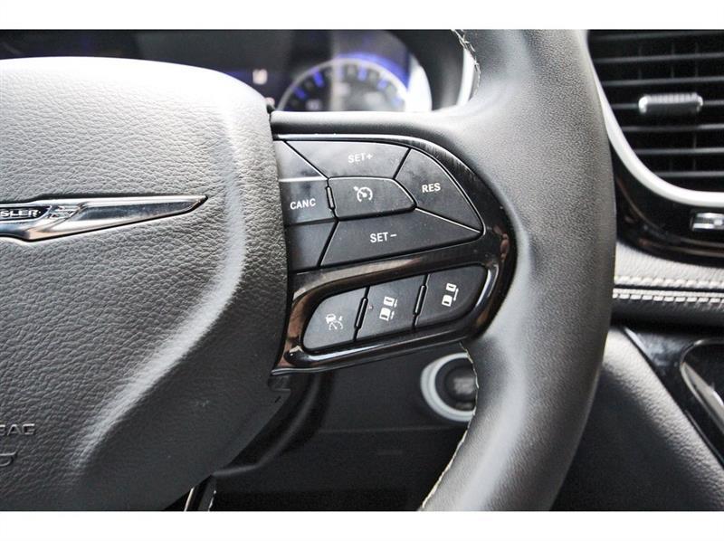 Chrysler Pacifica  2023