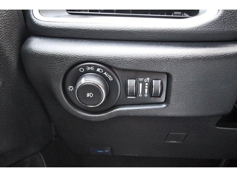 Chrysler Pacifica  2023