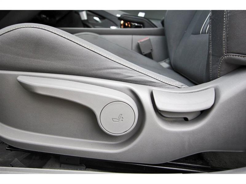 Hyundai Elantra  2024