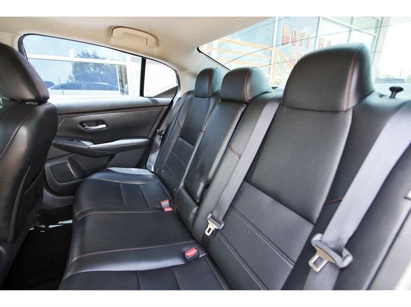 Nissan Sentra  2024