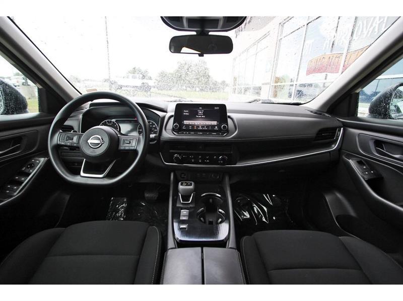 Nissan Rogue  2024