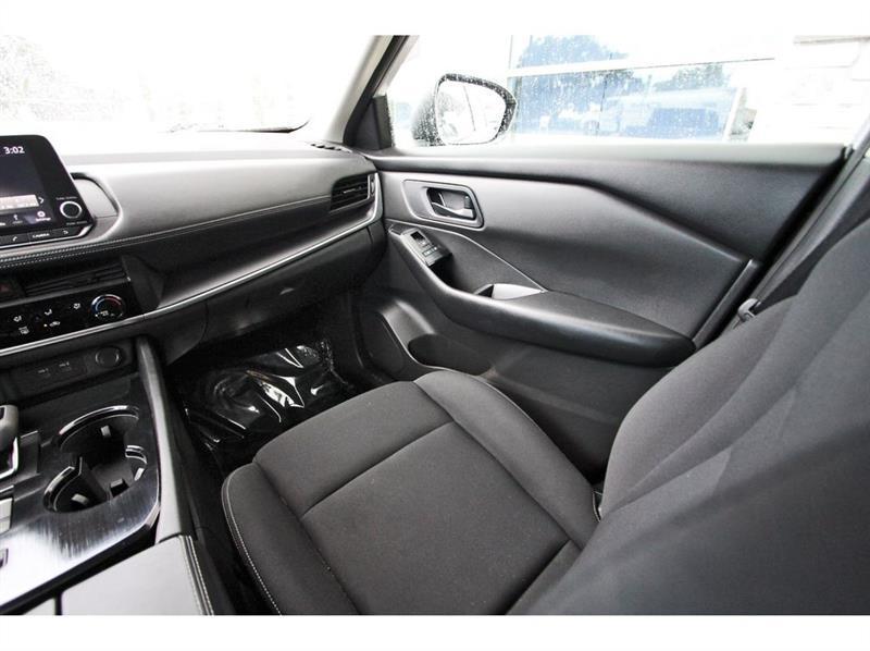 Nissan Rogue  2024