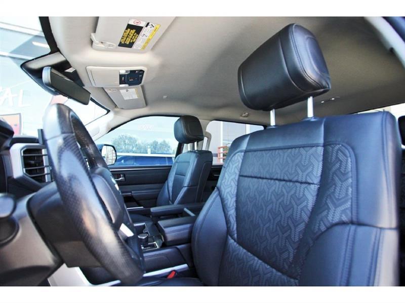 Toyota Tundra 4WD  2024
