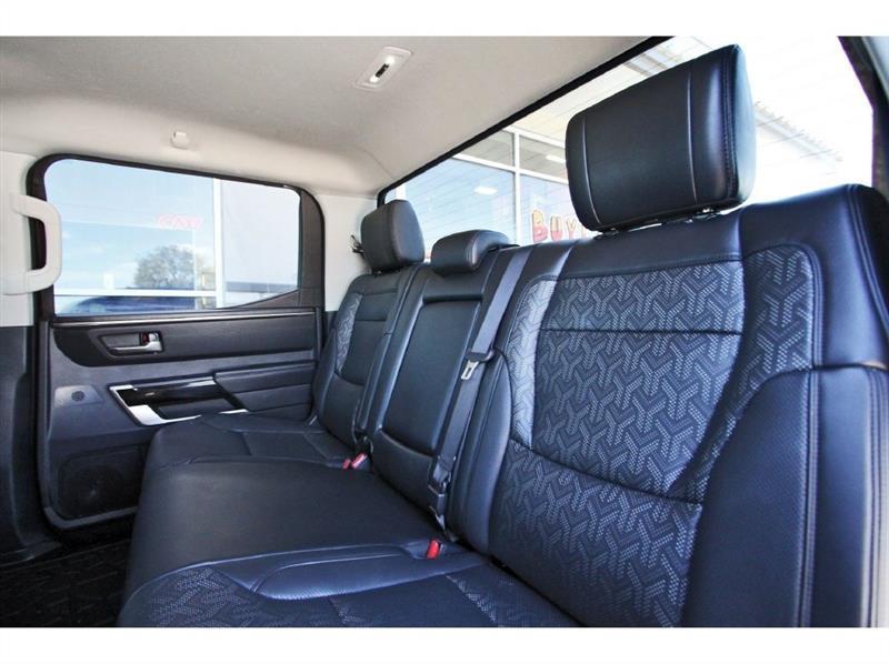 Toyota Tundra 4WD  2024