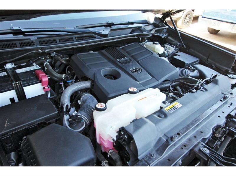 Toyota Tundra 4WD  2024