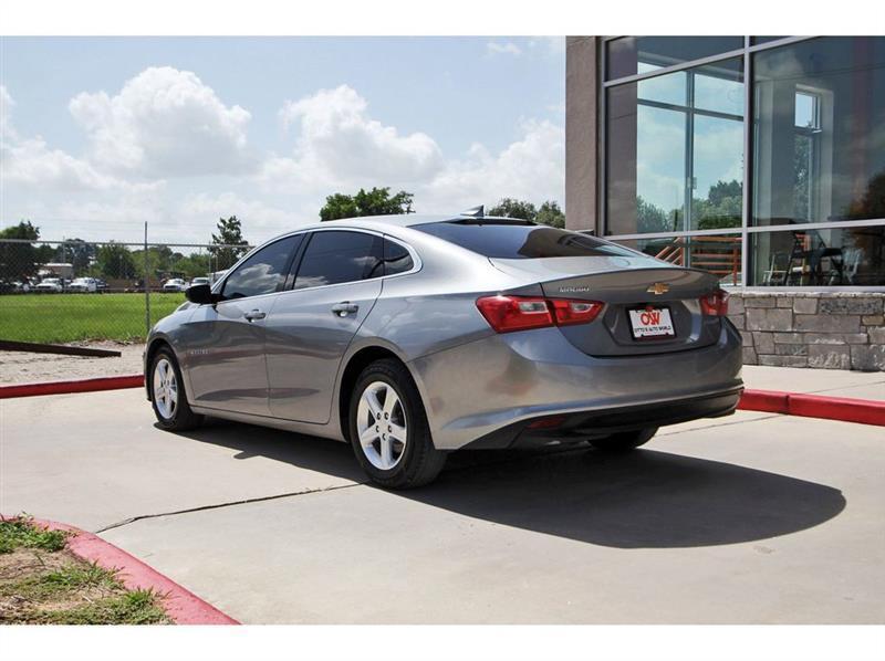 Chevrolet Malibu  2023