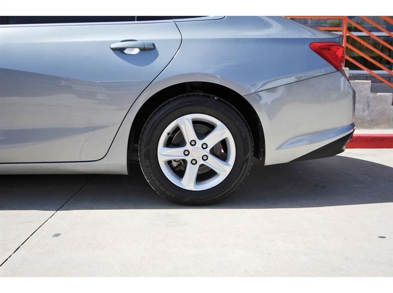 Chevrolet Malibu  2023