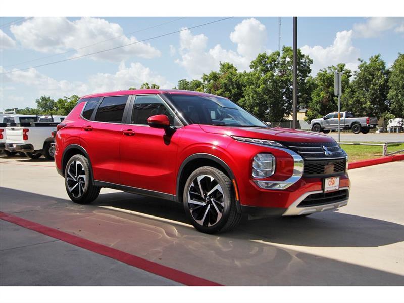 Mitsubishi Outlander  2024