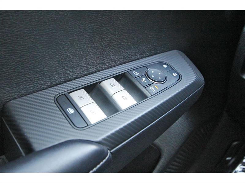 Mitsubishi Outlander  2024