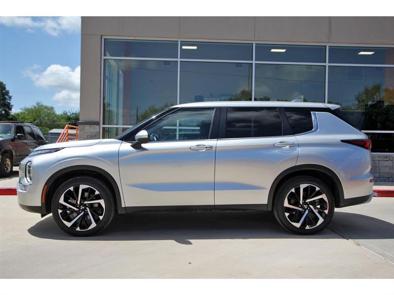 Mitsubishi Outlander  2024
