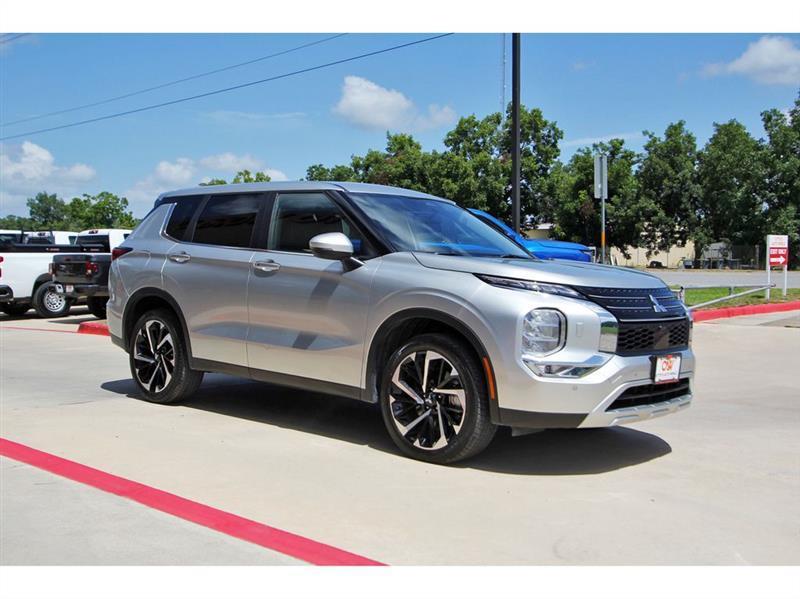 Mitsubishi Outlander  2024