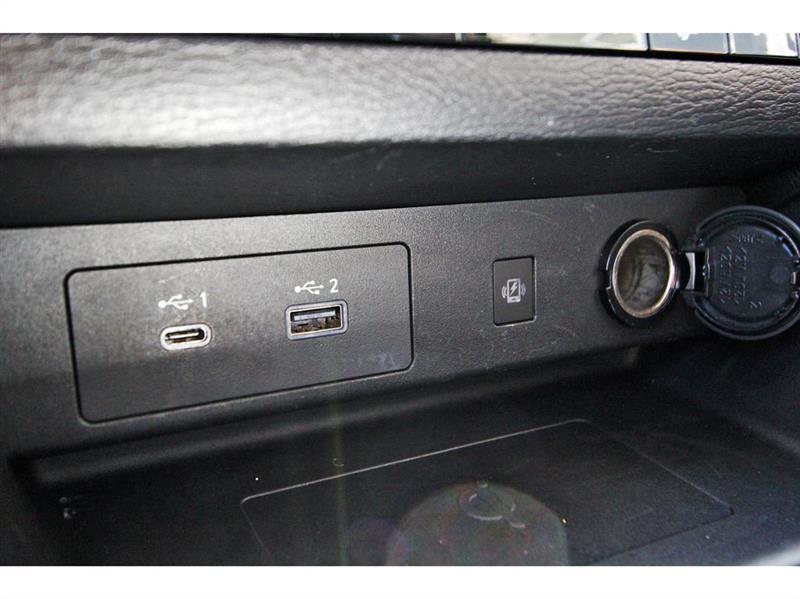 Mitsubishi Outlander  2024