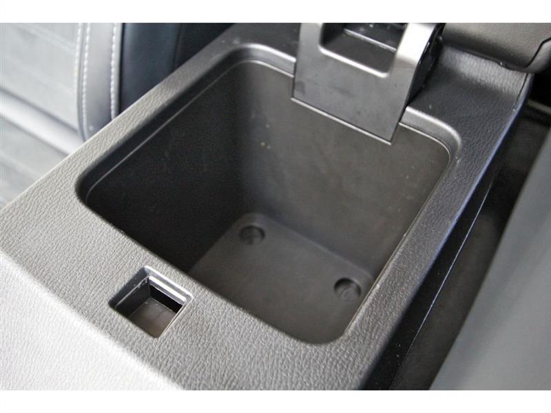 Mitsubishi Outlander  2024