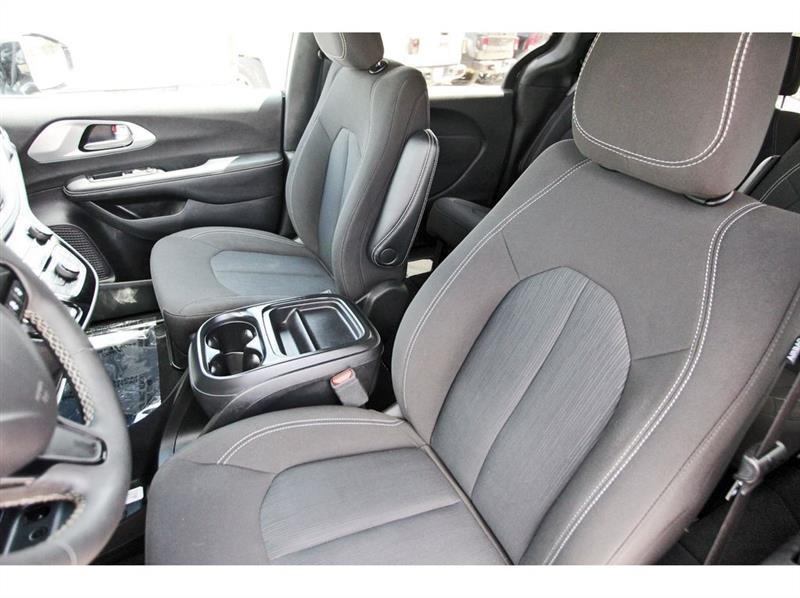 Chrysler Pacifica  2024