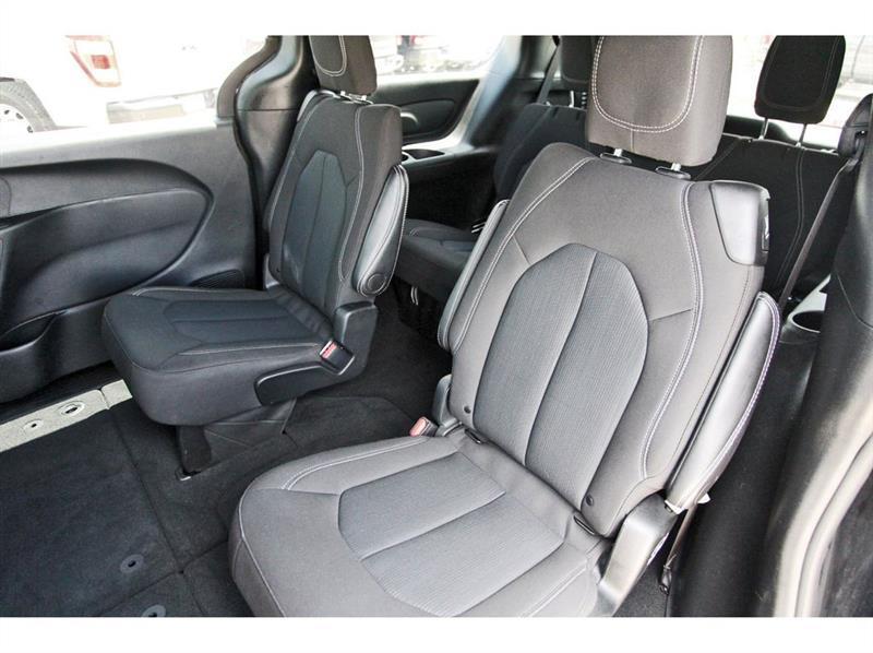 Chrysler Pacifica  2024