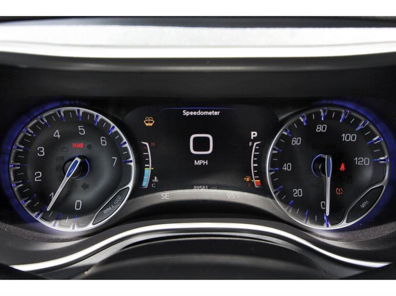 Chrysler Pacifica  2024