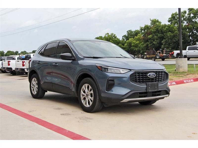 Ford Escape  2023
