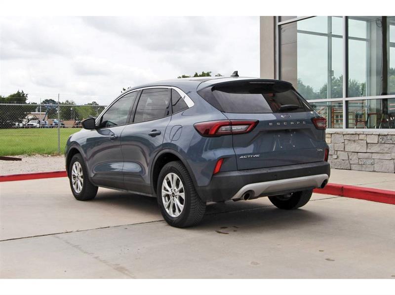 Ford Escape  2023