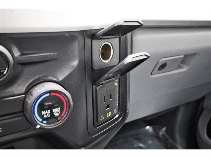 Ford Super Duty F-250 SRW  2025