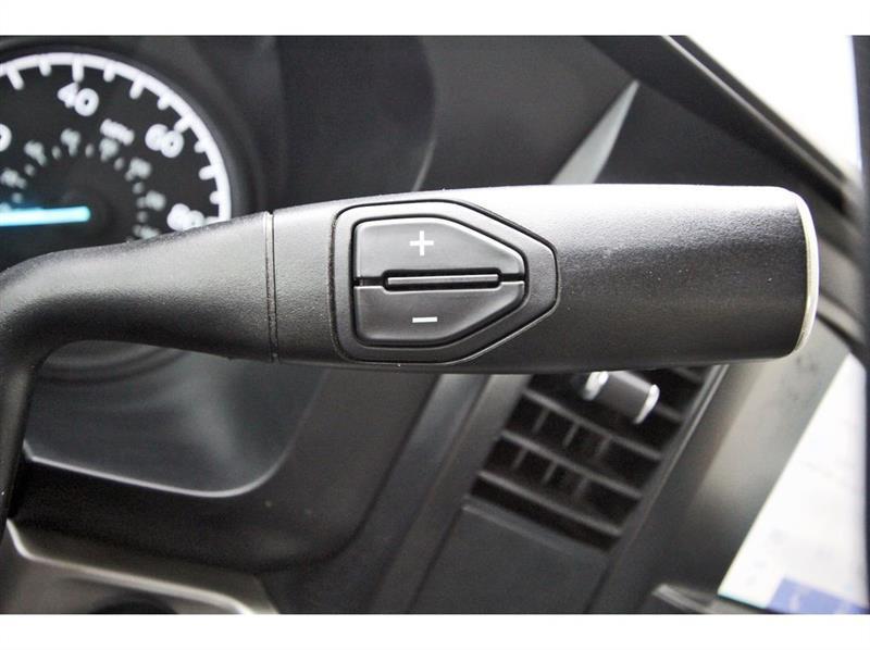 Ford Super Duty F-250 SRW  2025