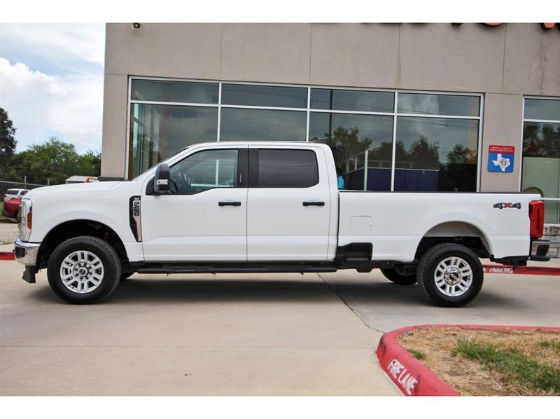 Ford Super Duty F-250 SRW  2023