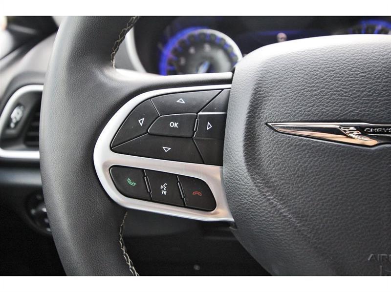 Chrysler Pacifica  2025