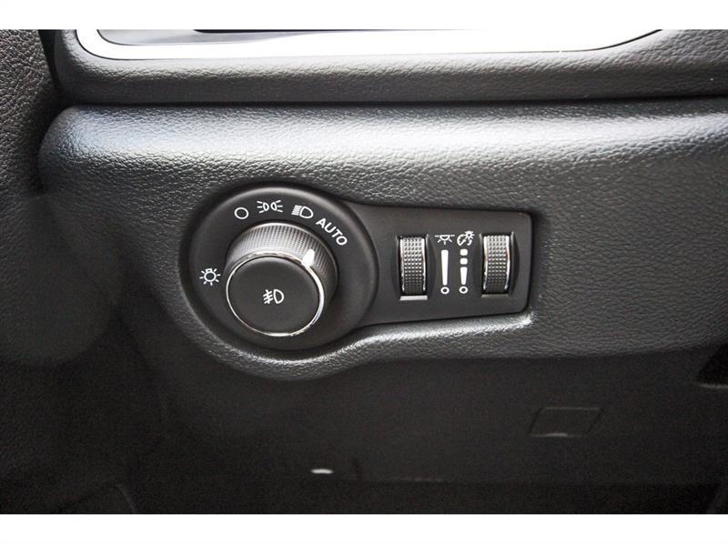Chrysler Pacifica  2025