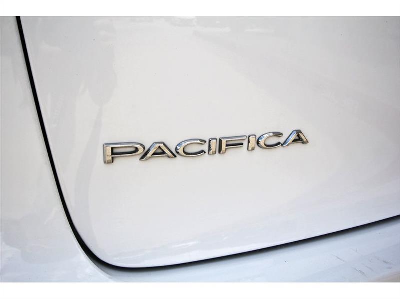 Chrysler Pacifica  2025