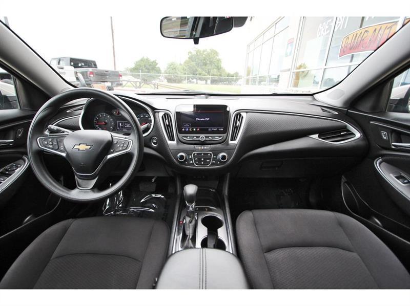 Chevrolet Malibu  2025