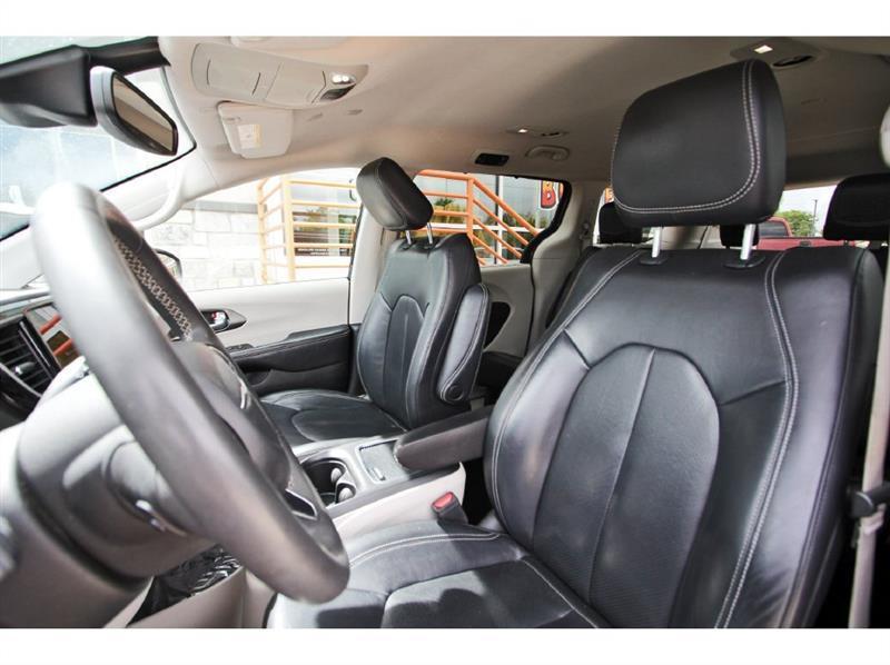 Chrysler Pacifica  2022