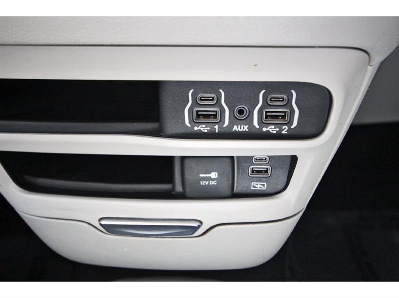 Chrysler Pacifica  2022
