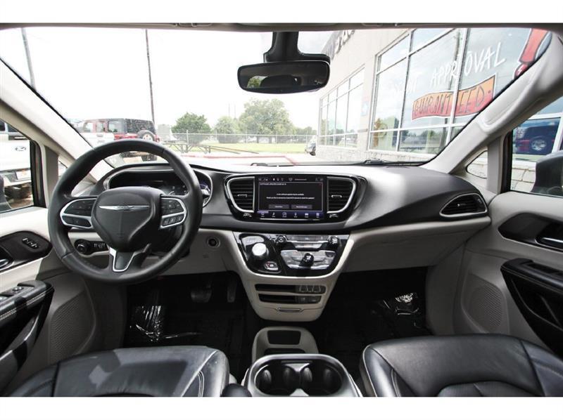 Chrysler Pacifica  2022