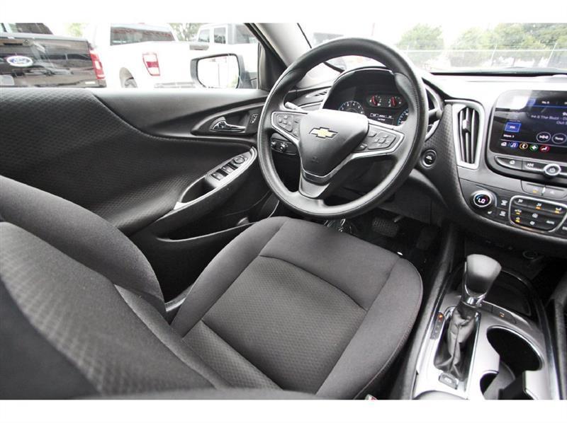 Chevrolet Malibu  2025