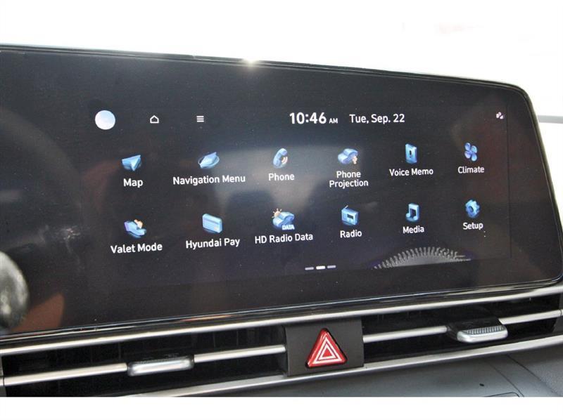 Hyundai Elantra  2023