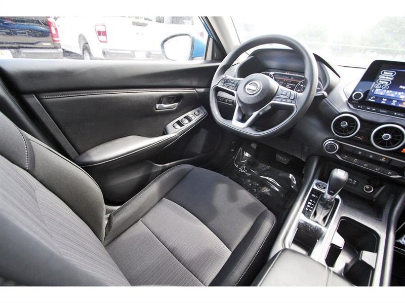 Nissan Sentra  2025