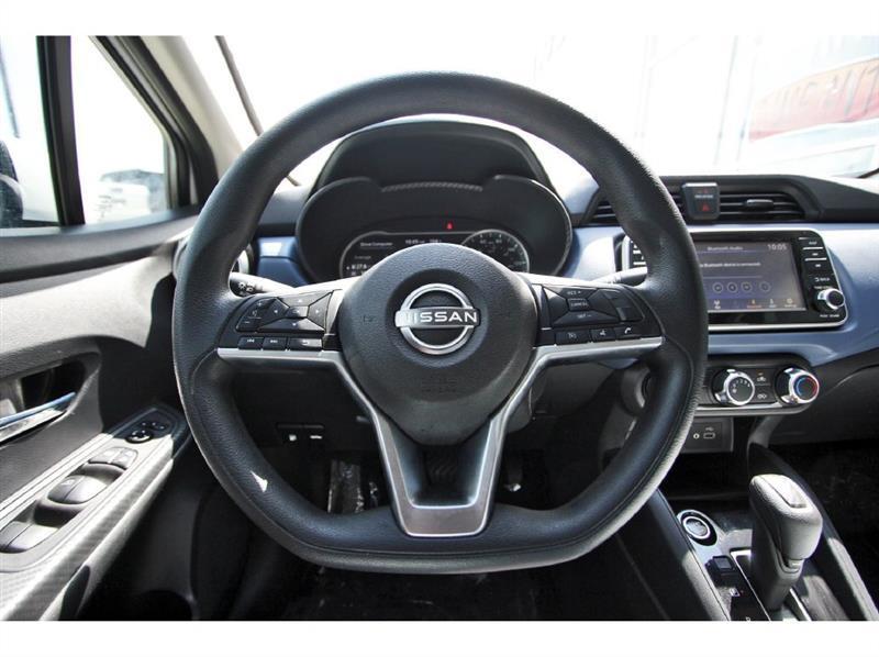 Nissan Versa  2024
