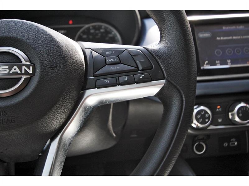 Nissan Versa  2024