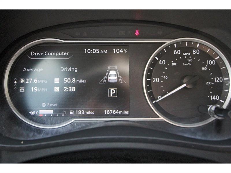 Nissan Versa  2024