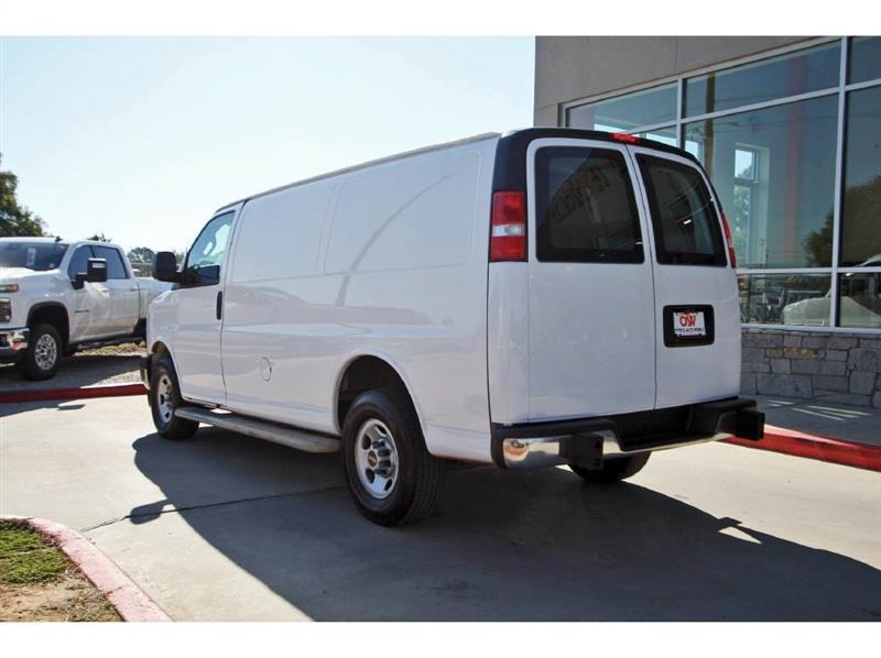 GMC Savana Cargo Van  2021