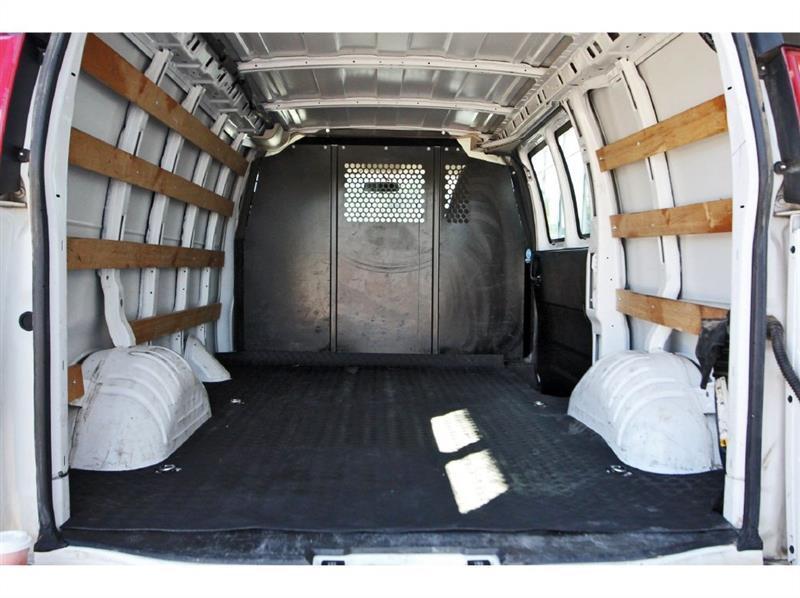 GMC Savana Cargo Van  2021