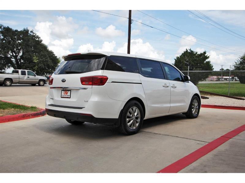 Kia Sedona  2021
