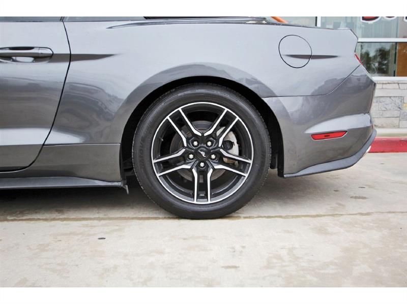 Ford Mustang  2022