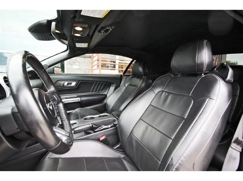Ford Mustang  2022