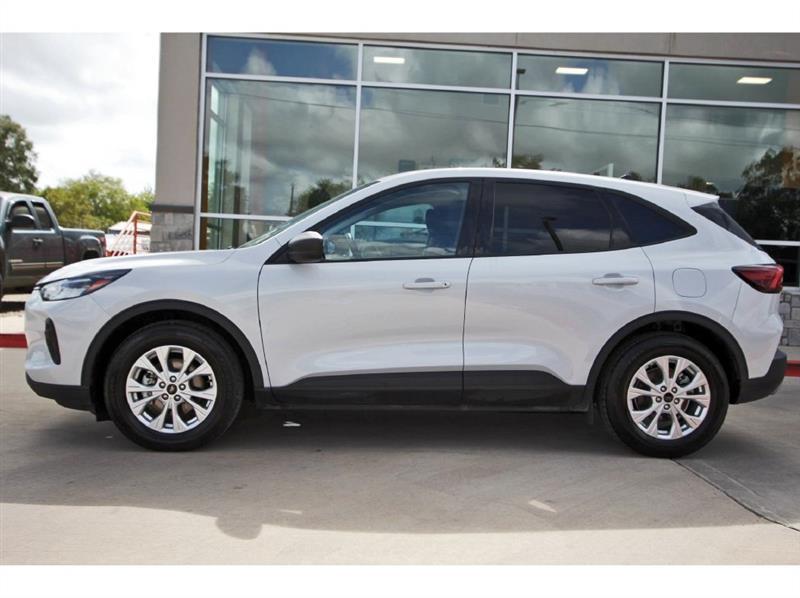 Ford Escape  2025